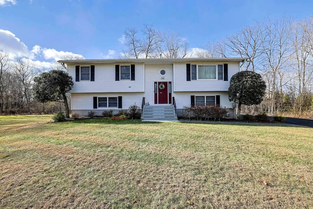 17 Chester Avenue Congers NY 10920