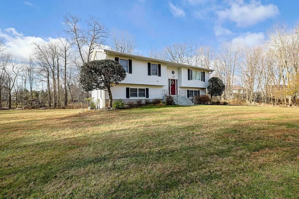 17 Chester Avenue Congers NY 10920