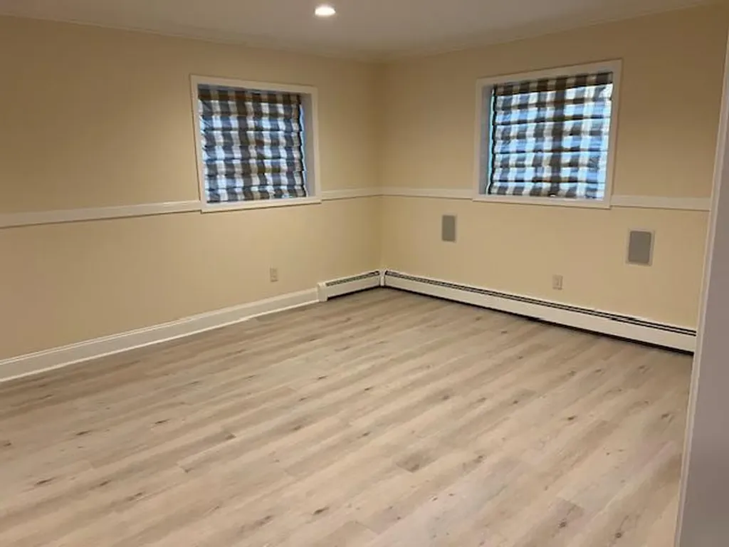 35 Hillside Avenue Saint James NY 11780