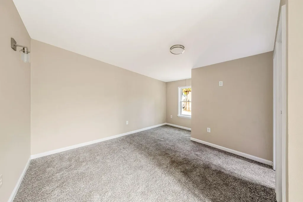 7 Laurie Boulevard Centereach NY 11720