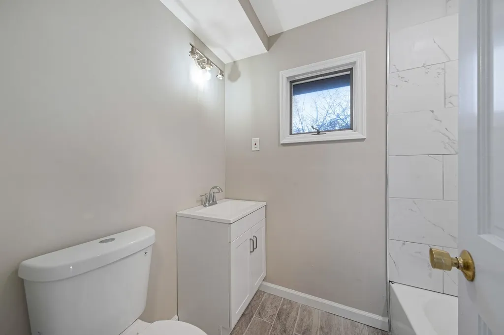 7 Laurie Boulevard Centereach NY 11720