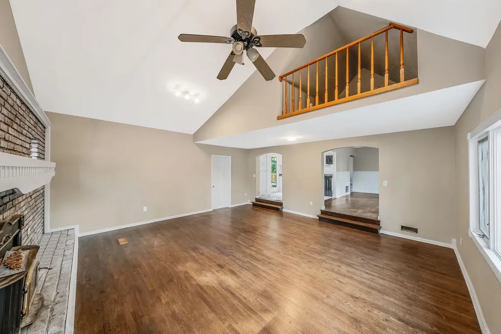 7 Laurie Boulevard Centereach NY 11720