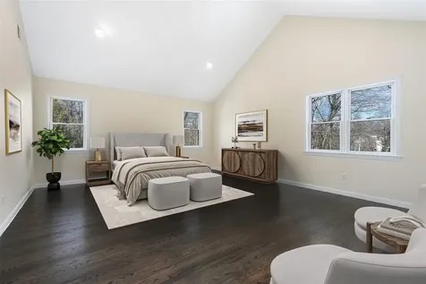 96 Weaver Street Larchmont NY 10538