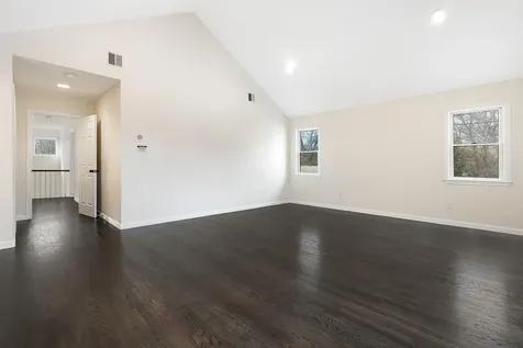 96 Weaver Street Larchmont NY 10538