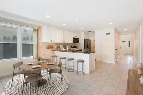 96 Weaver Street Larchmont NY 10538