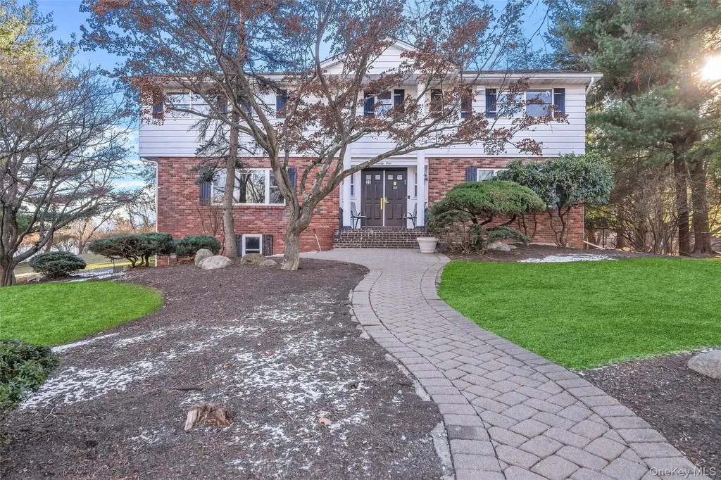 25 Smolley Drive Monsey NY 10952
