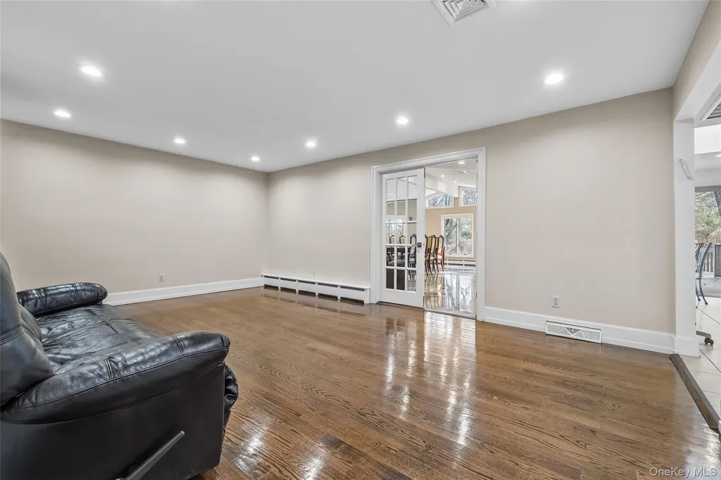 25 Smolley Drive Monsey NY 10952