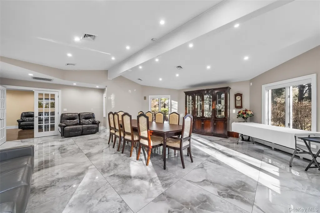 25 Smolley Drive Monsey NY 10952