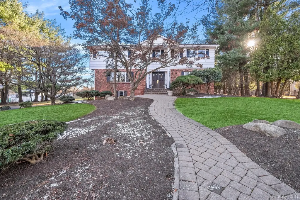 25 Smolley Drive Monsey NY 10952
