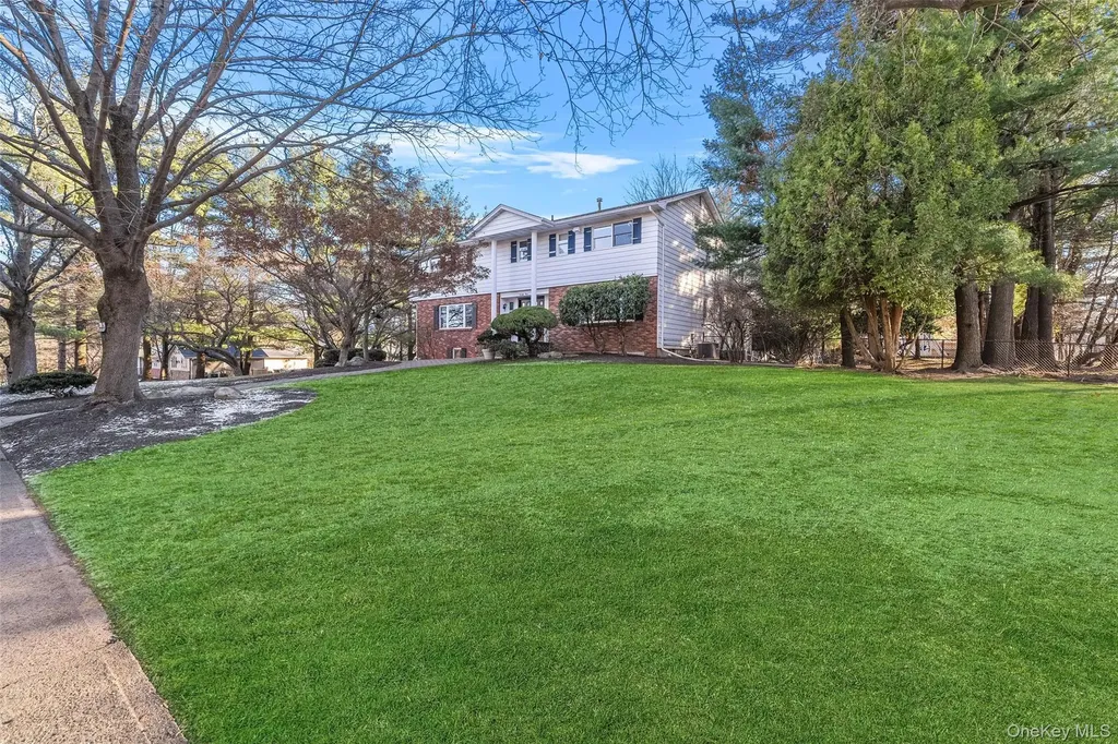 25 Smolley Drive Monsey NY 10952