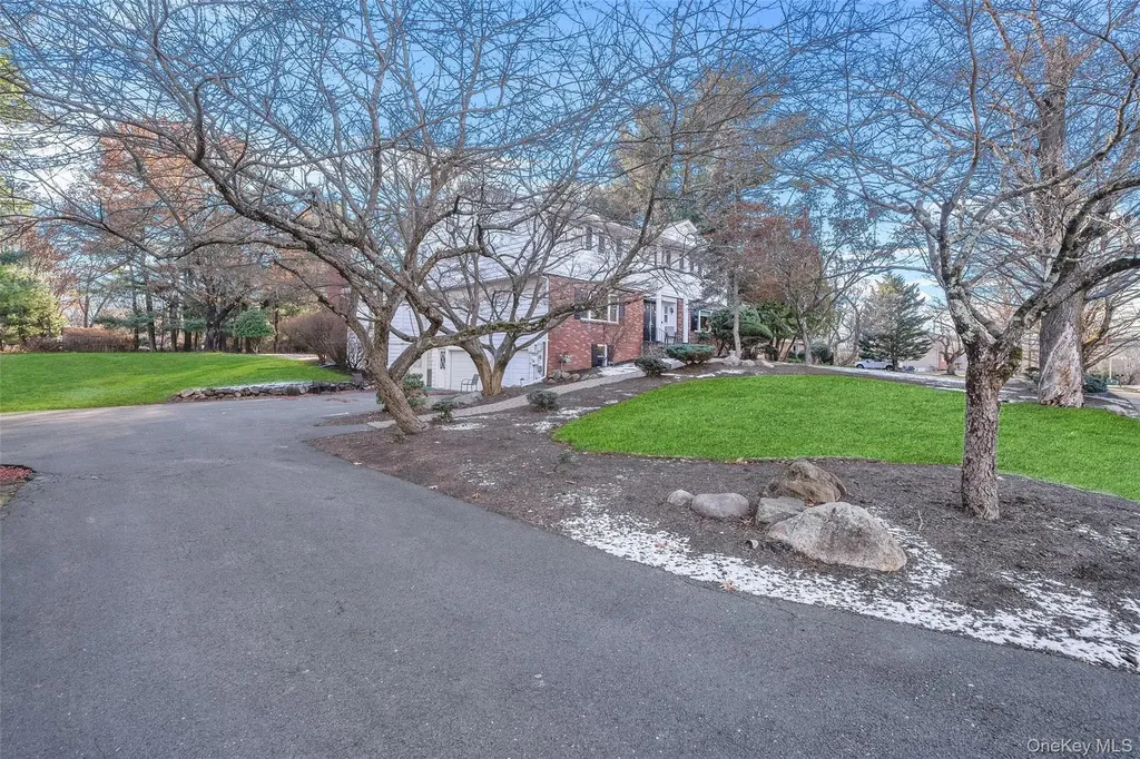 25 Smolley Drive Monsey NY 10952