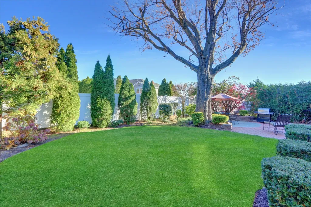 3323 Seawane Drive Merrick NY 11566