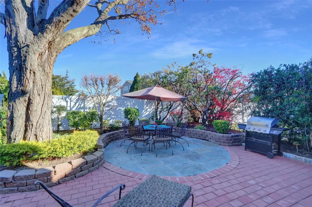 3323 Seawane Drive Merrick NY 11566