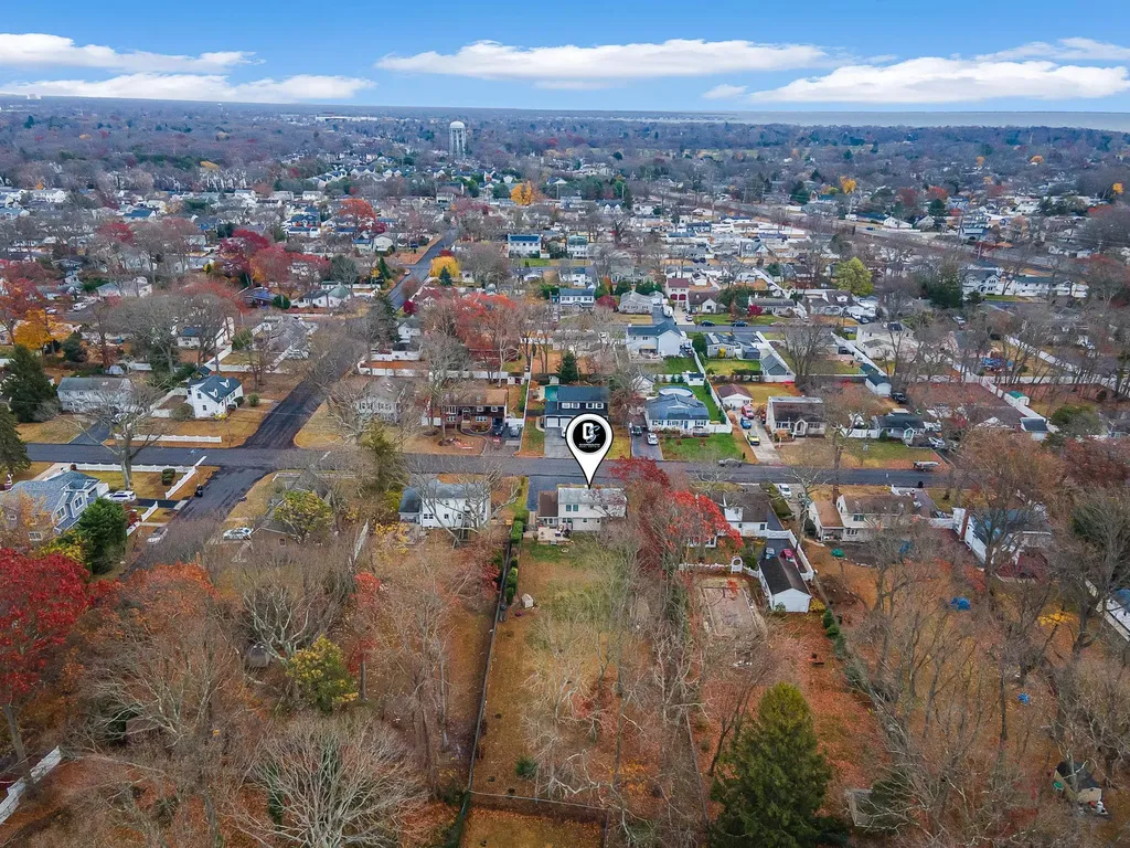 1090 Oakneck Road Bay Shore NY 11706