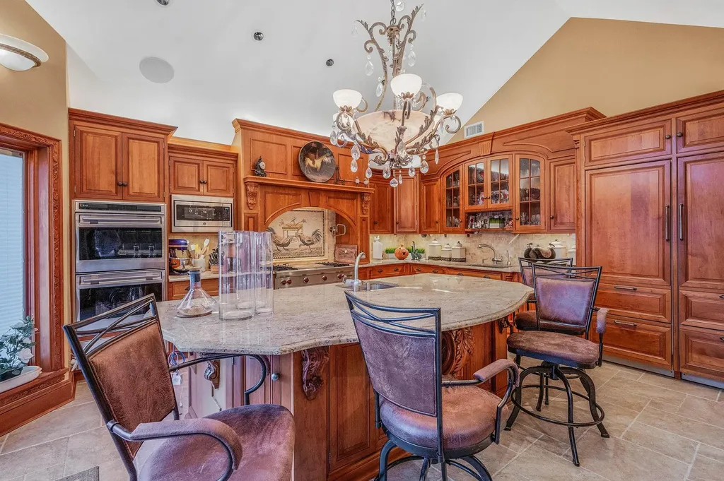 519 Richland Boulevard Brightwaters NY 11718