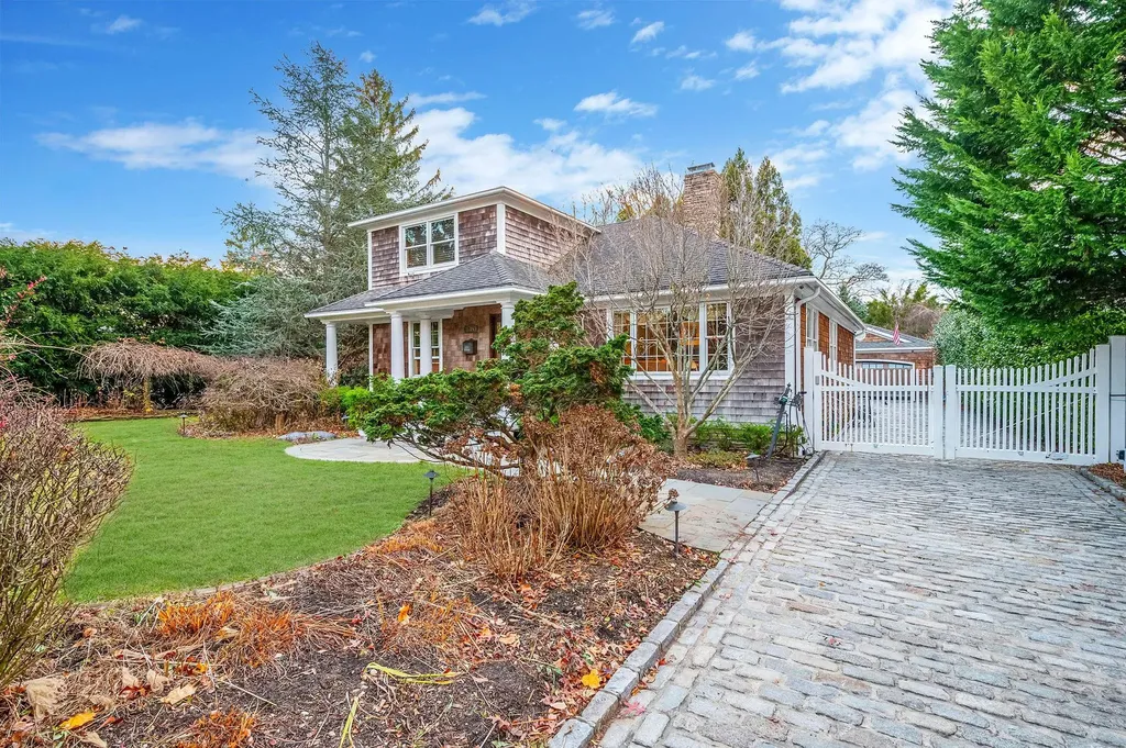 519 Richland Boulevard Brightwaters NY 11718
