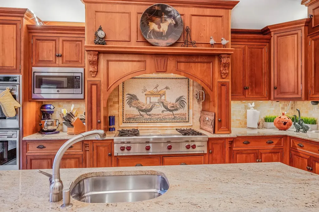 519 Richland Boulevard Brightwaters NY 11718