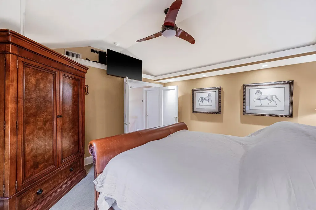 519 Richland Boulevard Brightwaters NY 11718