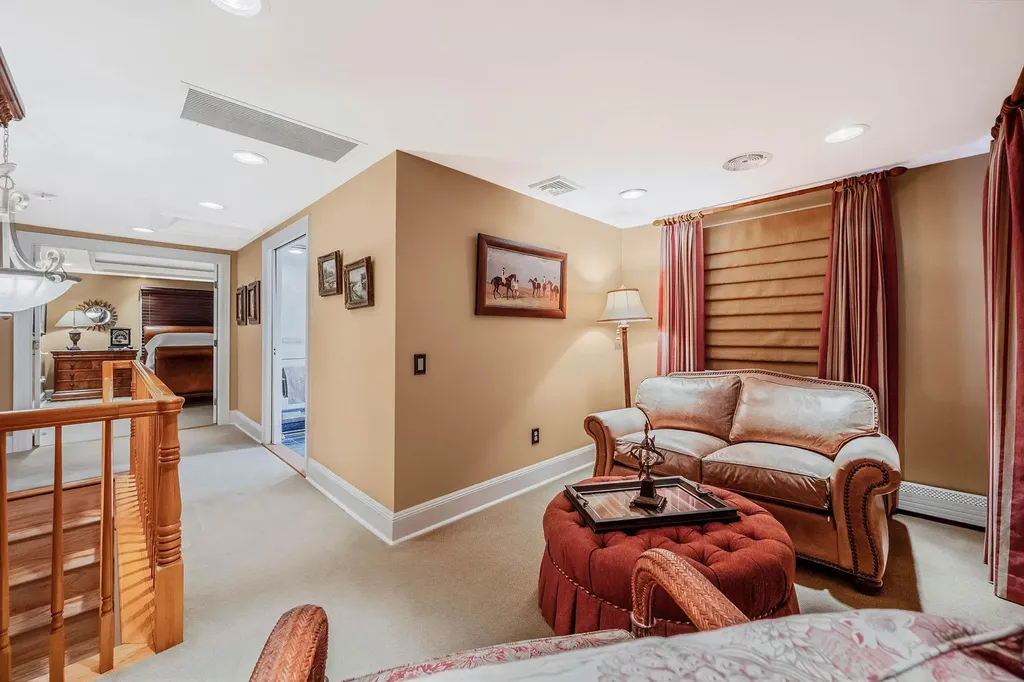 519 Richland Boulevard Brightwaters NY 11718