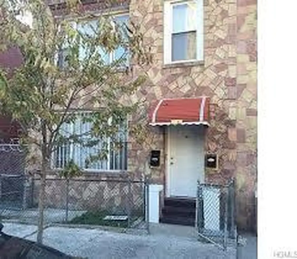 1703 Townsend Avenue Bronx NY 10453