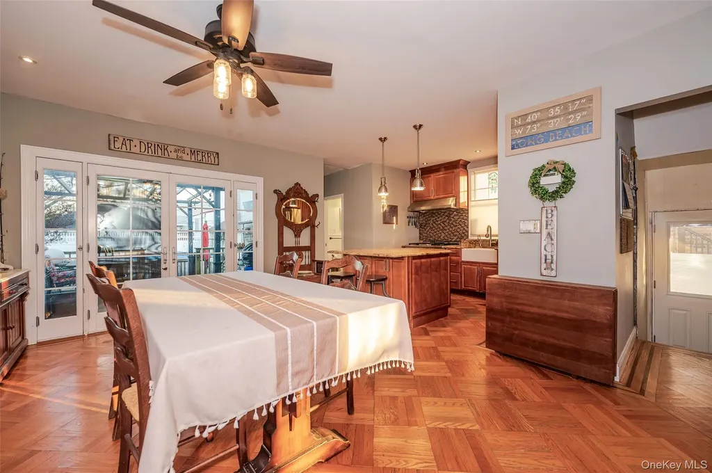 208 Franklin Boulevard Long Beach NY 11561