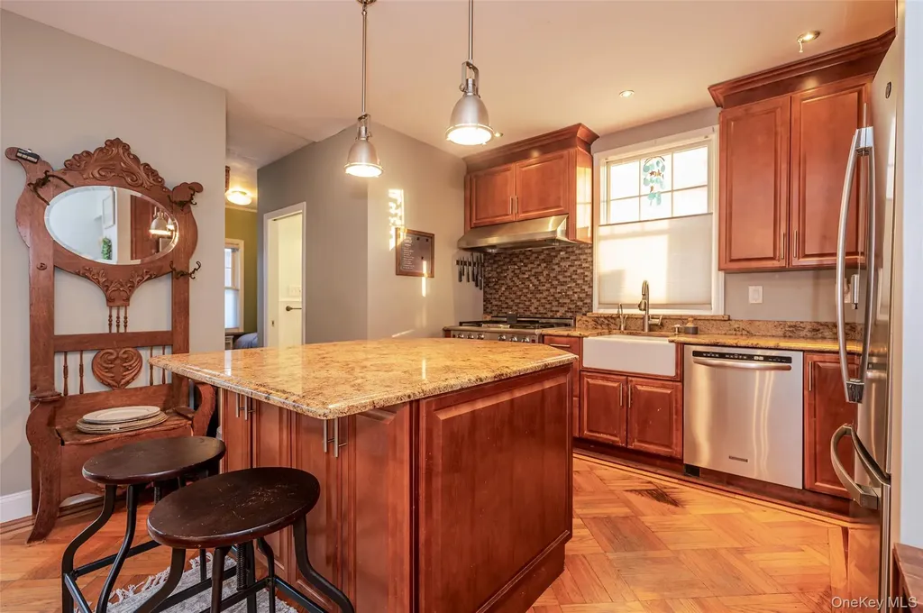 208 Franklin Boulevard Long Beach NY 11561