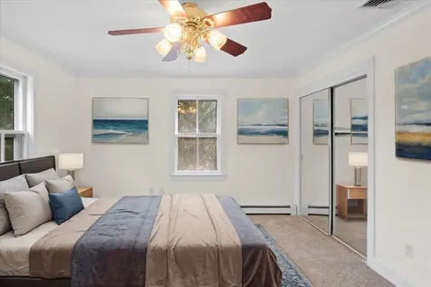 140 Beaver Dam Brookhaven NY 11719