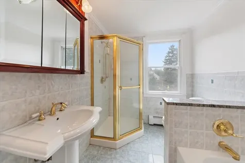 140 Beaver Dam Brookhaven NY 11719