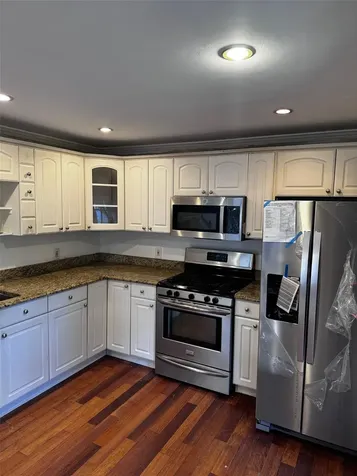 1 Motts Lane Glen Cove NY 11547