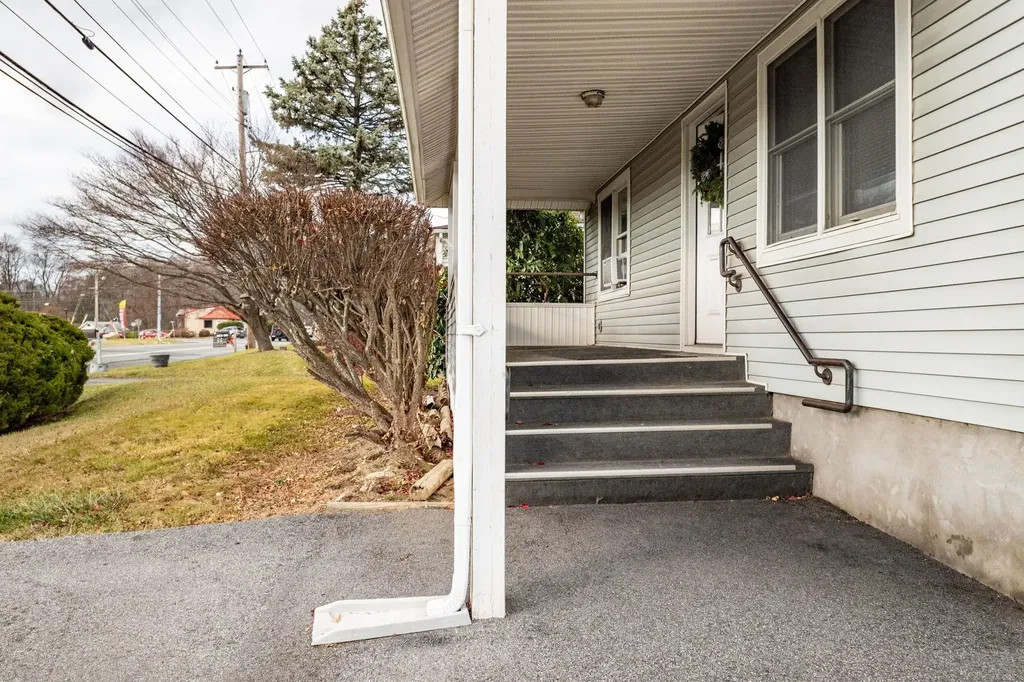 2054 Goshen Turnpike Middletown NY 10941
