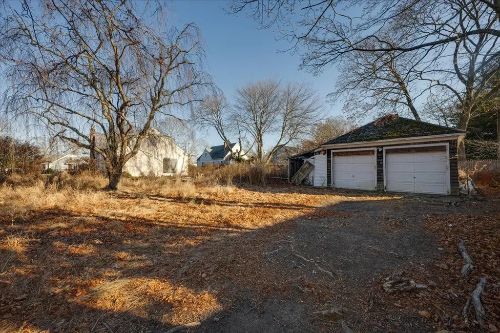 48 Vernon Street Patchogue NY 11772