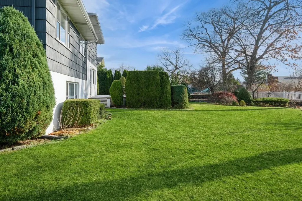 10 Lawrence Place Yonkers NY 10701