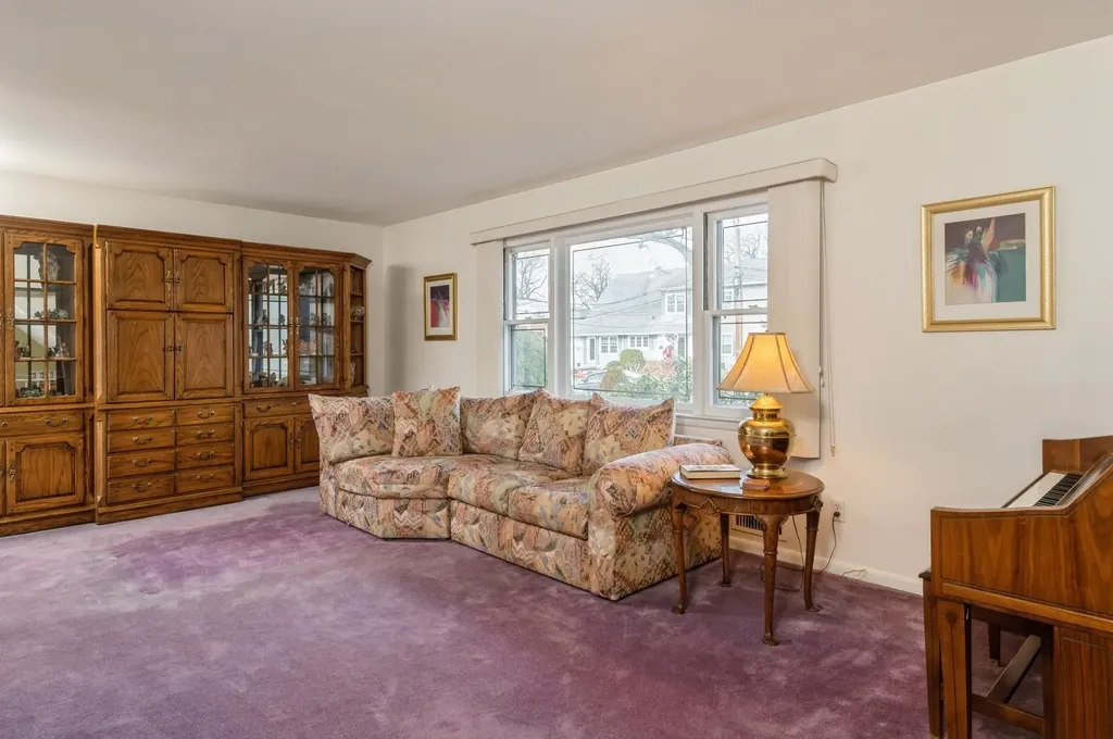 10 Lawrence Place Yonkers NY 10701