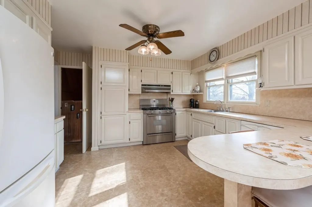 10 Lawrence Place Yonkers NY 10701