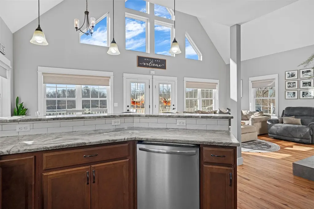 721 S Plank Road Slate Hill NY 10973