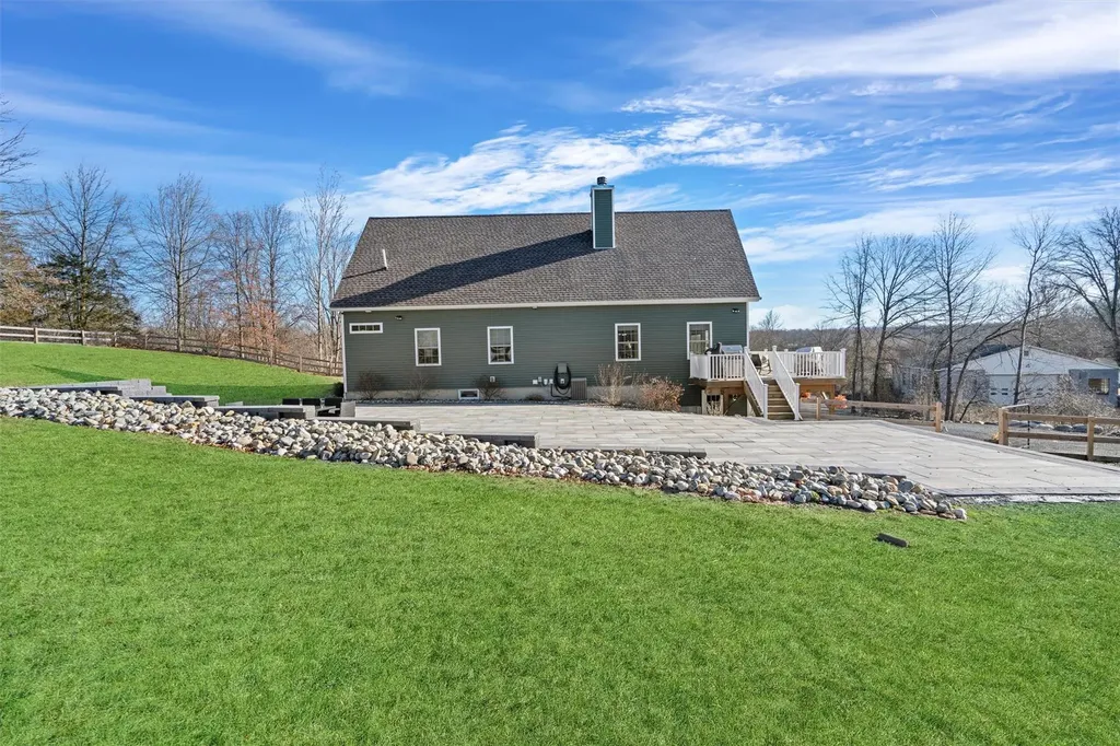721 S Plank Road Slate Hill NY 10973