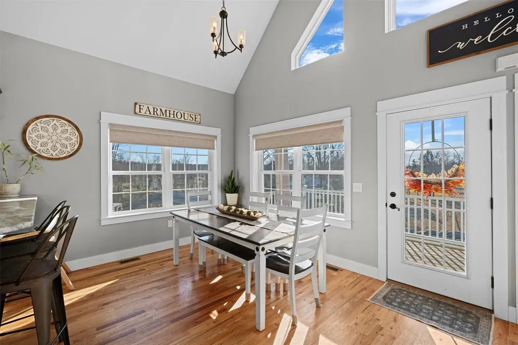 721 S Plank Road Slate Hill NY 10973