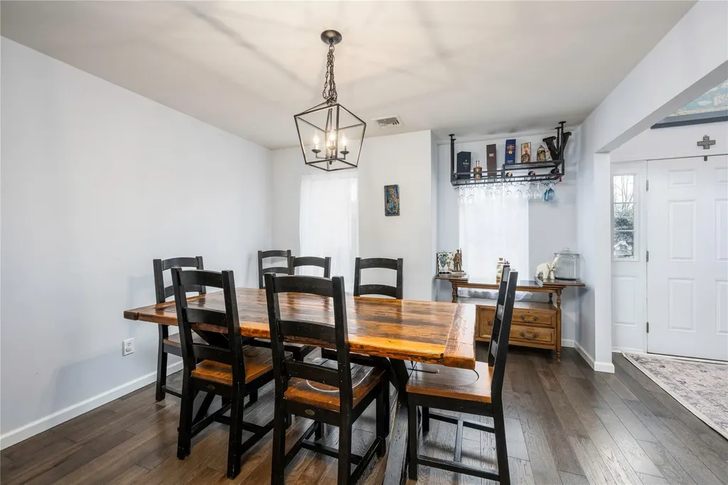 10 Hoffman Court Campbell Hall NY 10916