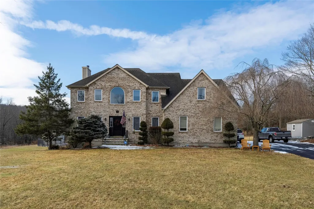 10 Hoffman Court Campbell Hall NY 10916