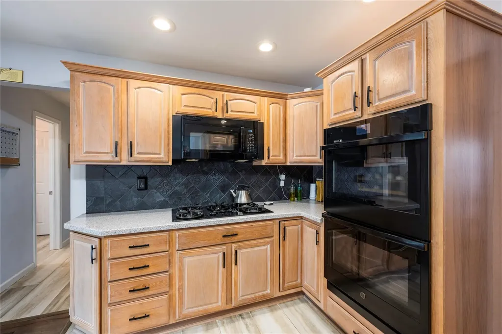 10 Hoffman Court Campbell Hall NY 10916