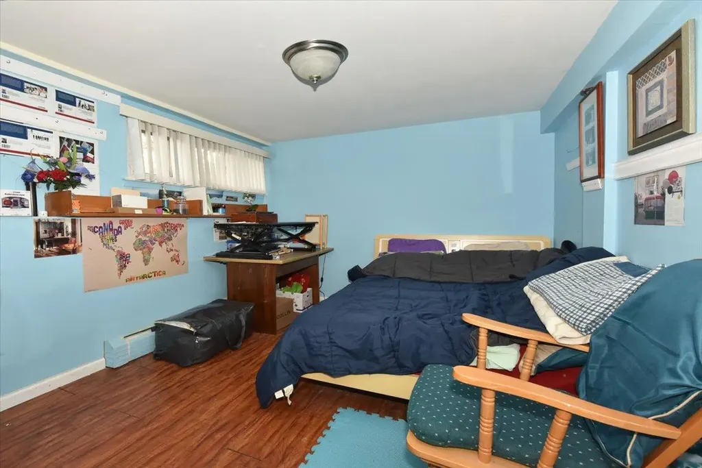 658 Golf Drive Valley Stream NY 11581