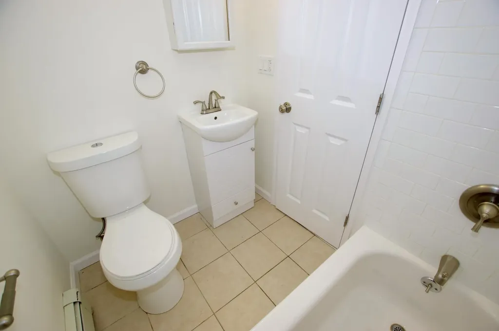 71 Redington Street Bay Shore NY 11706