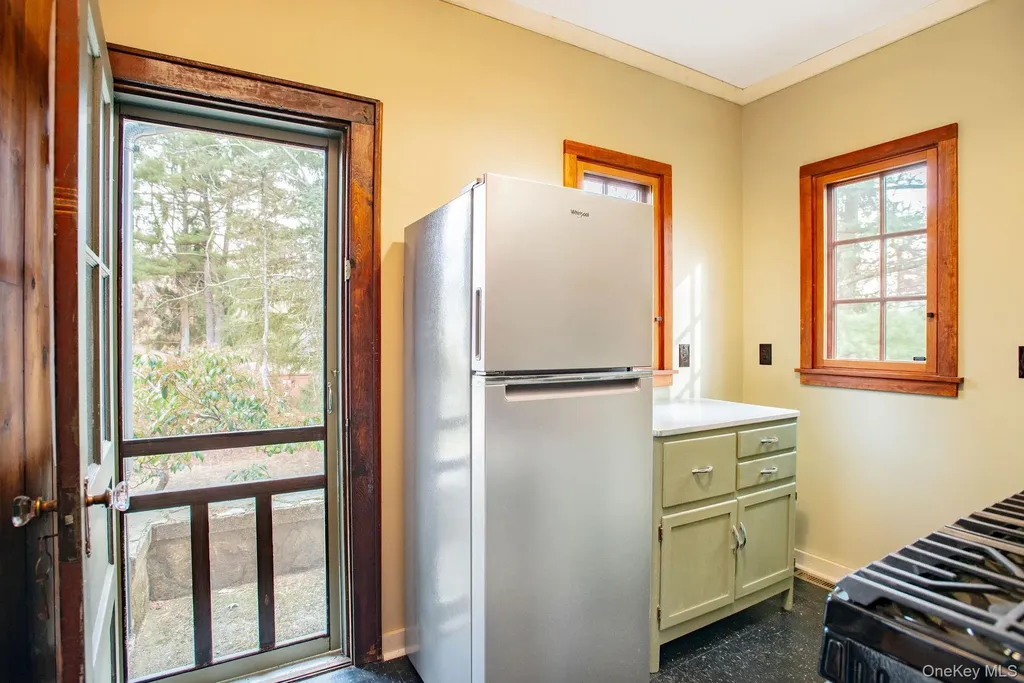 11 Locust Drive Cold Spring NY 10516