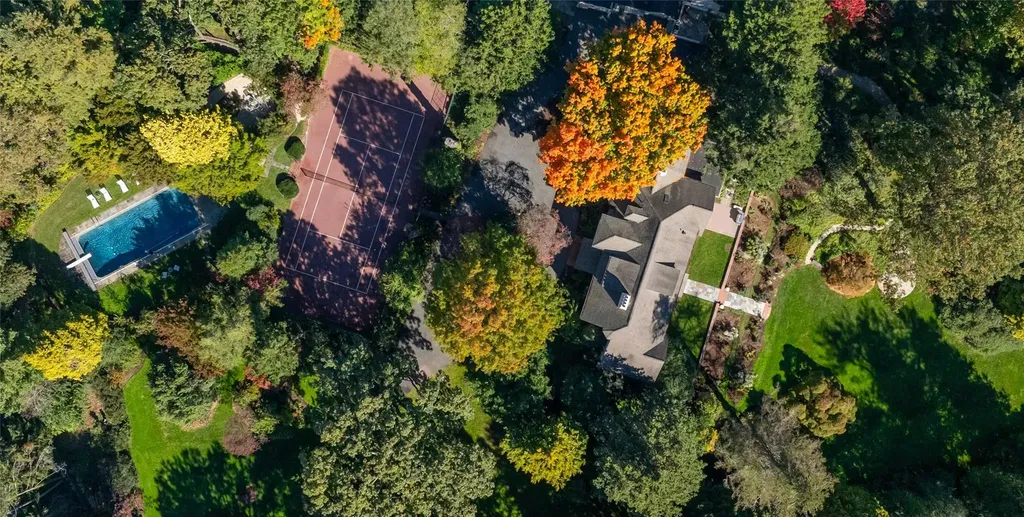 11 Heathcote Road Scarsdale NY 10583