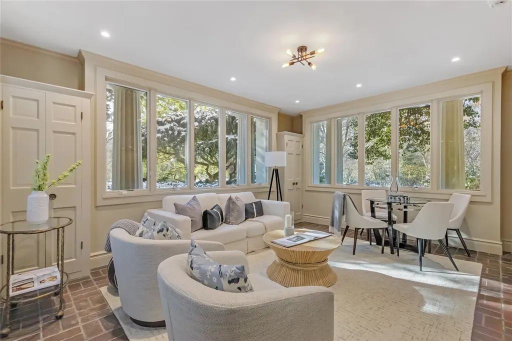 11 Heathcote Road Scarsdale NY 10583
