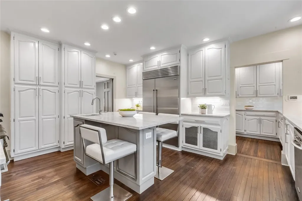 11 Heathcote Road Scarsdale NY 10583