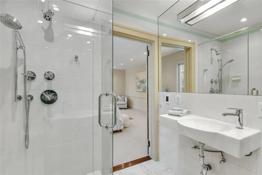 11 Heathcote Road Scarsdale NY 10583