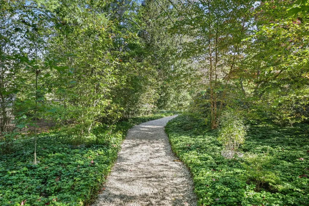 11 Heathcote Road Scarsdale NY 10583