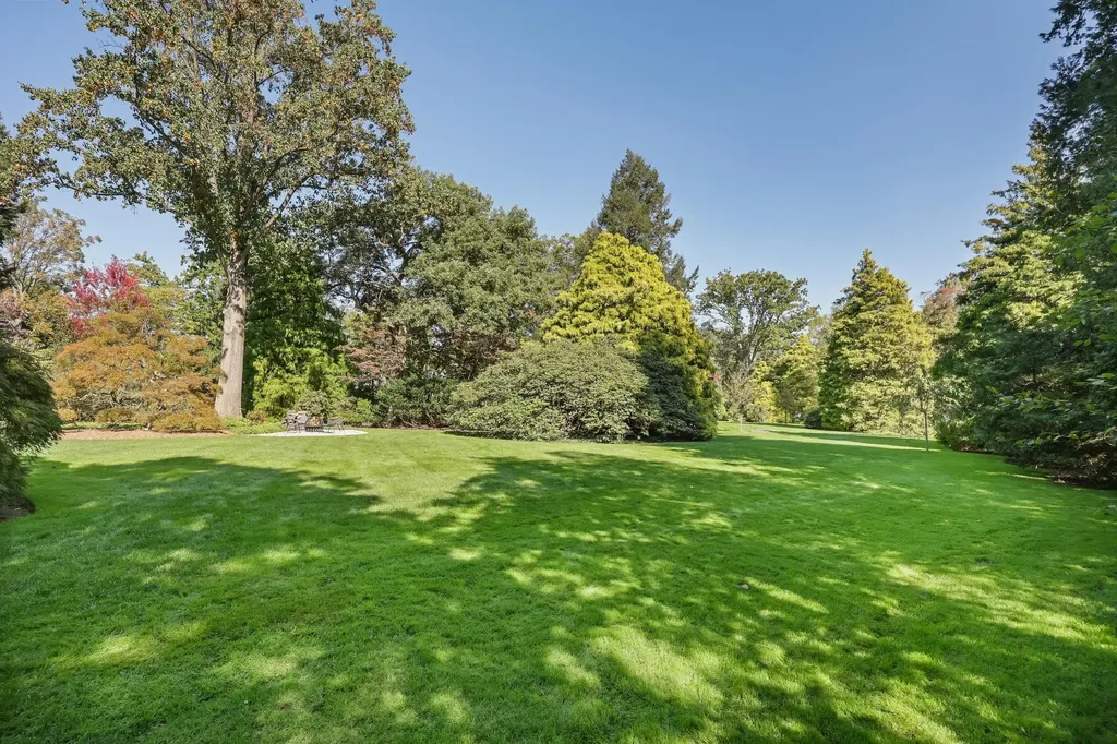 11 Heathcote Road Scarsdale NY 10583