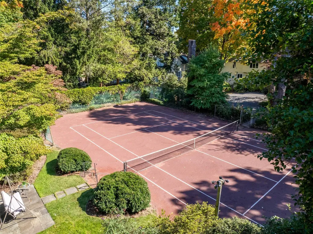 11 Heathcote Road Scarsdale NY 10583